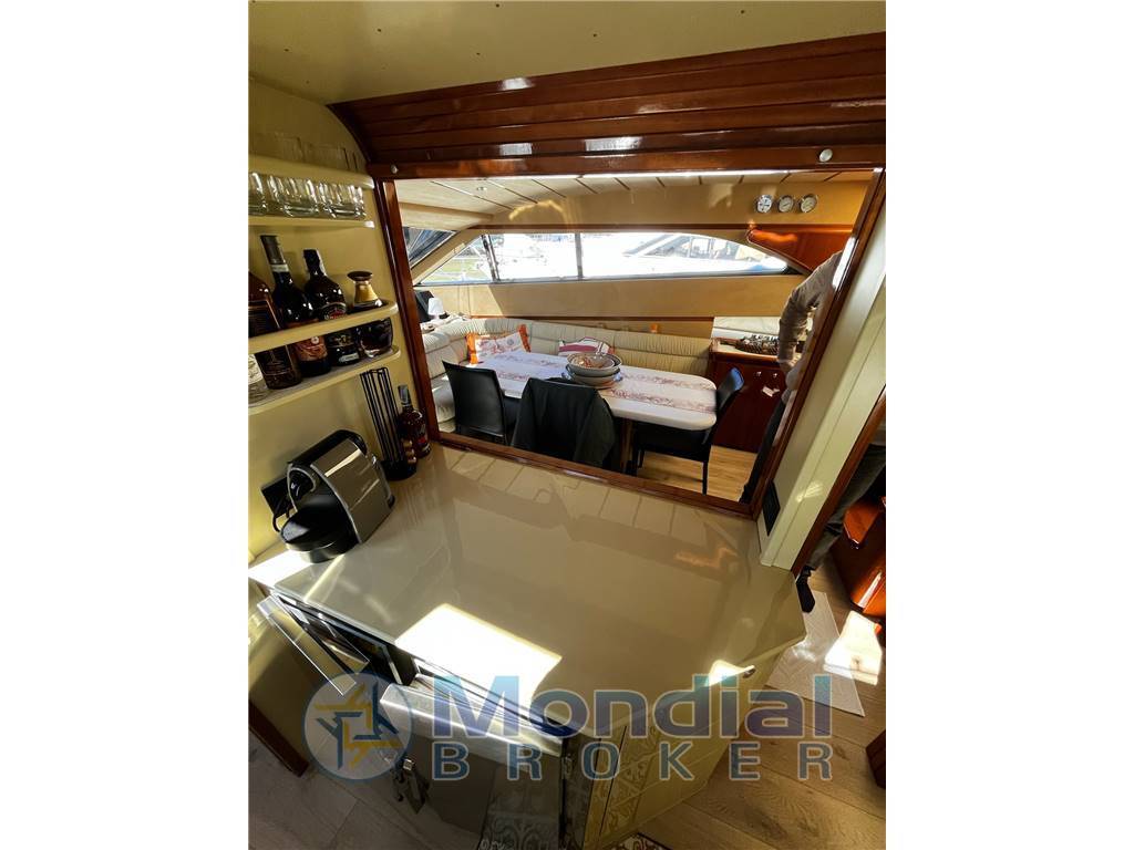 Ferretti 680