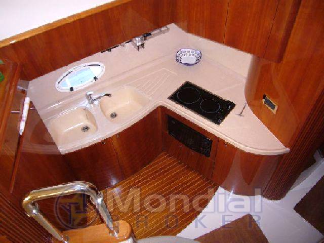 Azimut 42