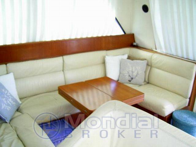 Uniesse 40
