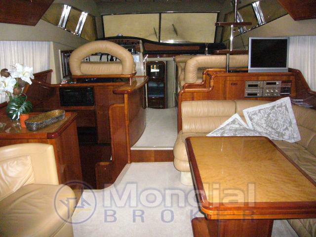 Ferretti 53