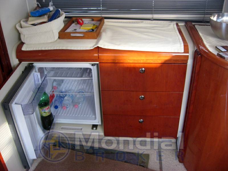 Fairline Phantom 38