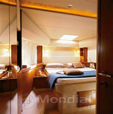Ferretti 630