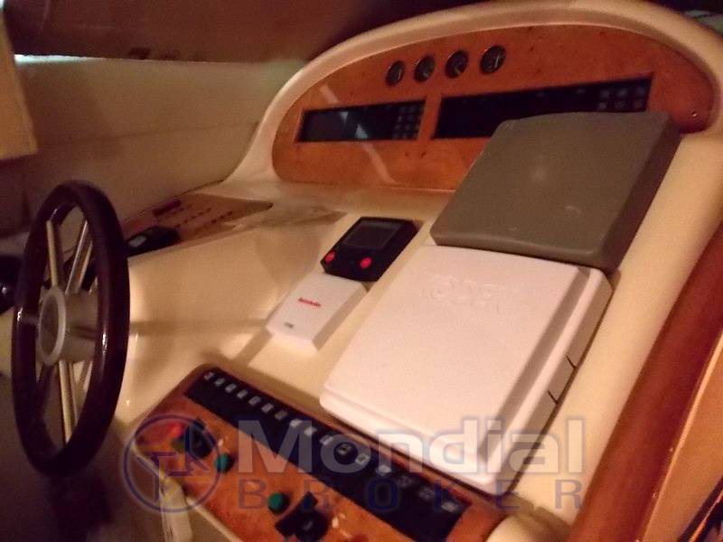 Azimut Az 52