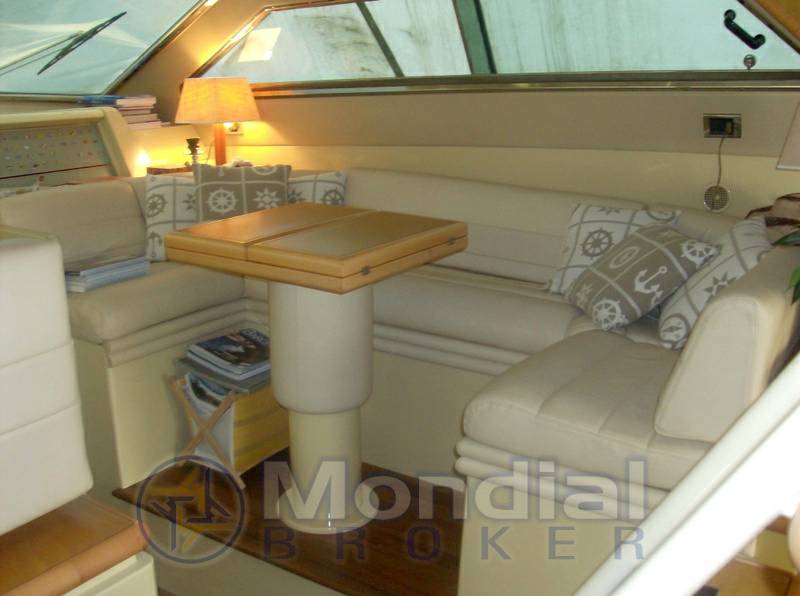 Ferretti 175