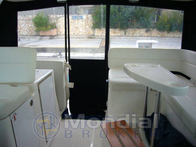 Tiara 3800