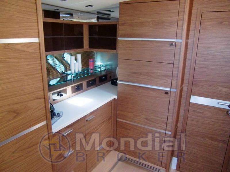 Airon marine 4800 t-top