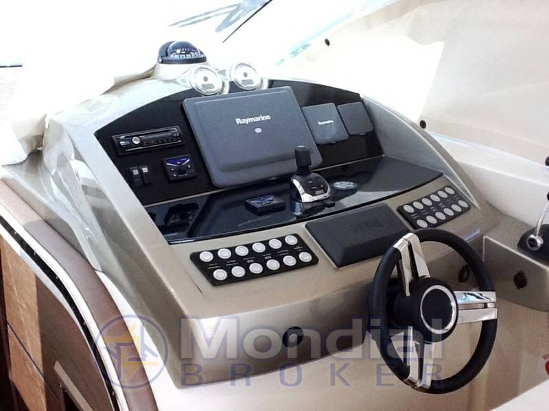 Airon marine 4800 t-top
