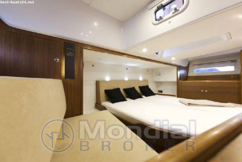 Wauquiez 55 pilot saloon