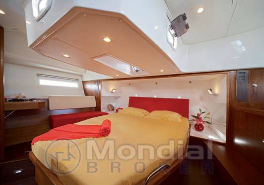 Wauquiez 55 pilot saloon