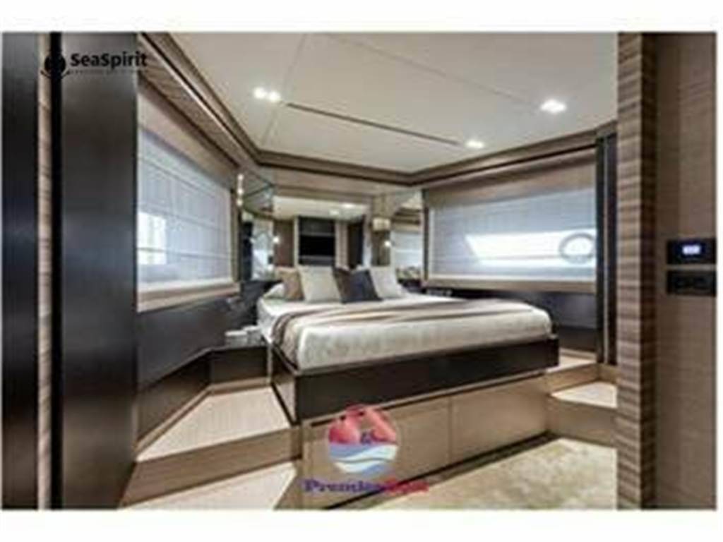 Ferretti 670 armatoriale