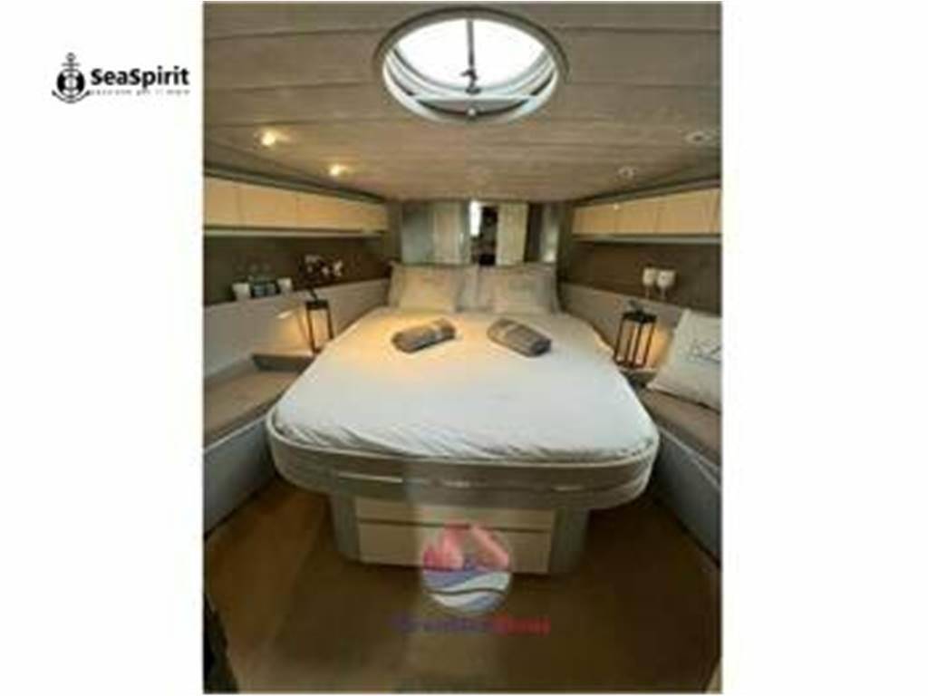 Pershing 40