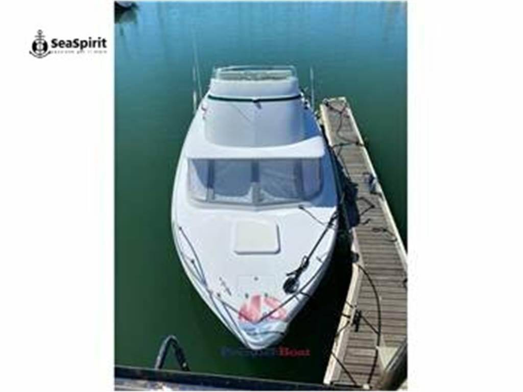 Bertram 31 fly