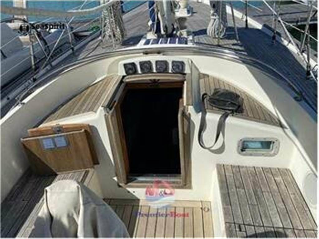 Wauquiez Amphitrite 43 ketch