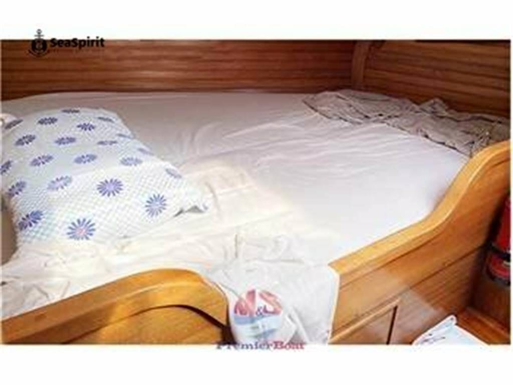 Wauquiez Amphitrite 43 ketch