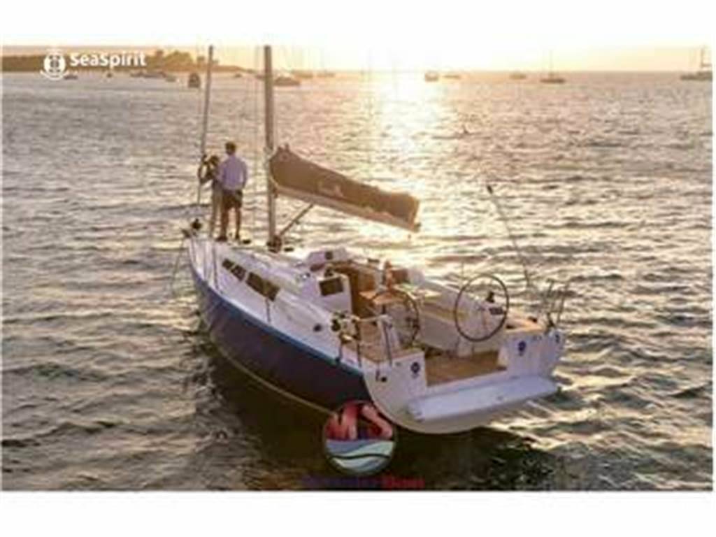 Hanse 315 new - natante ̸ dies