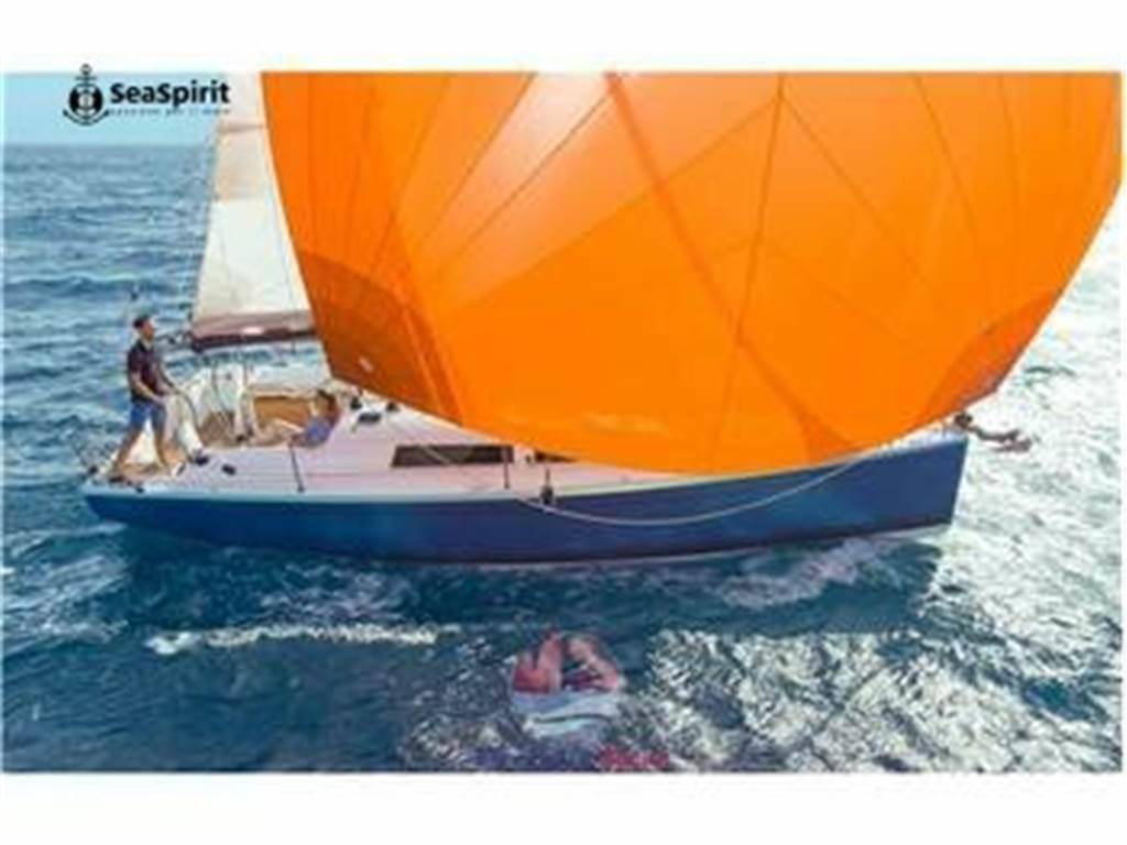 Hanse 315 new - natante ̸ dies