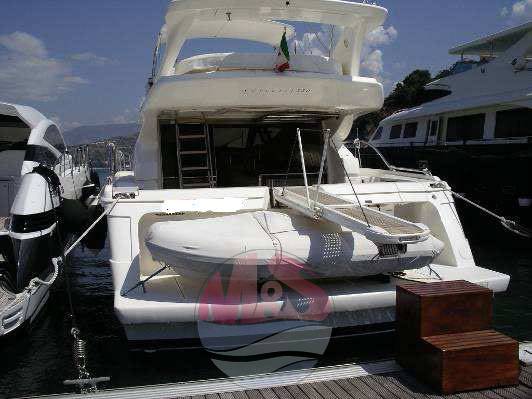Ferretti 550 fly