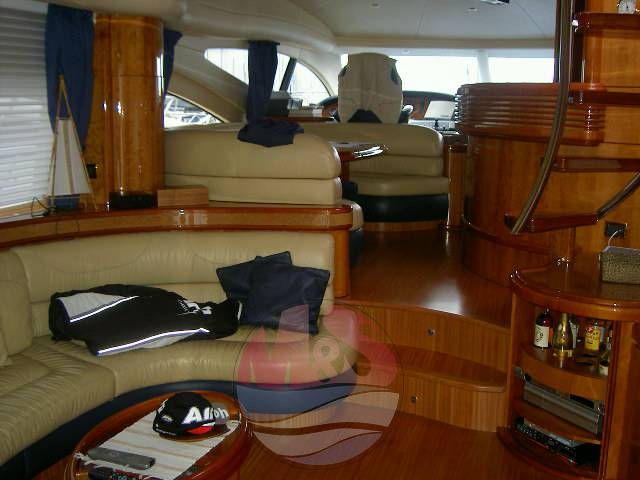 Azimut Az 68 fly plus