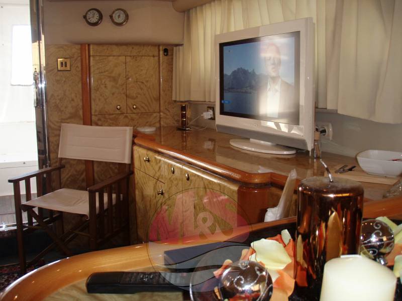 Marine projects Princess 480 fly