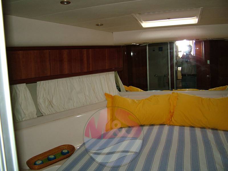 Azimut Az 43 fly 3 cabine