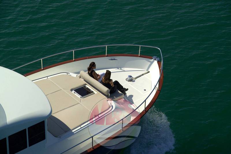 Cantieri estensi Maine 530 fly