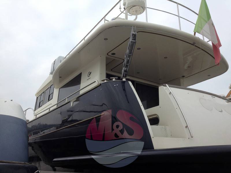 Cantieri estensi Maine 530 fly