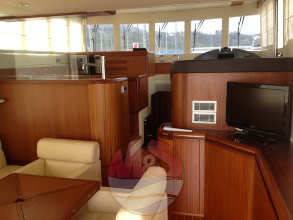 Cantieri estensi Maine 530 fly