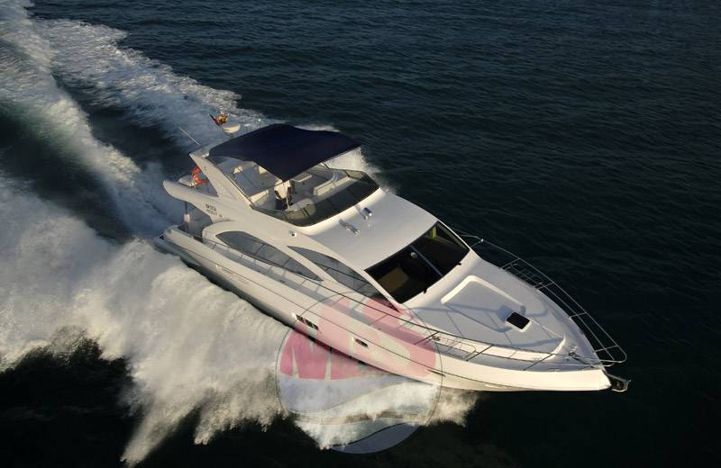 Gulf craft Majesty 56 fly