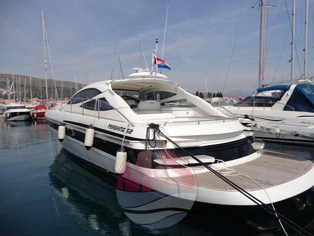 Pershing 52 htop