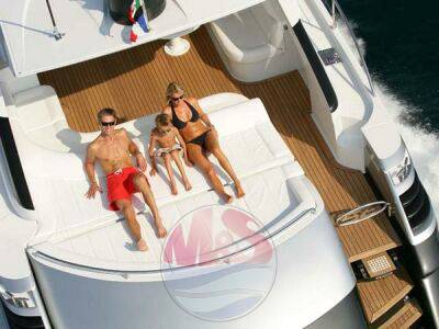 Pershing 56