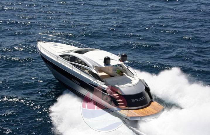 Pershing 56