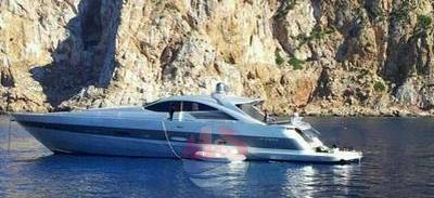 Pershing 88 silver