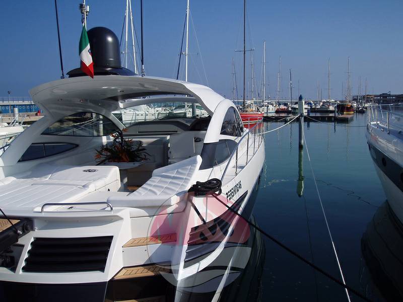 Pershing 46 htop