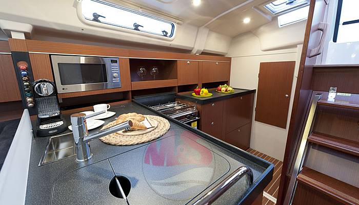 Hanse yachts 385