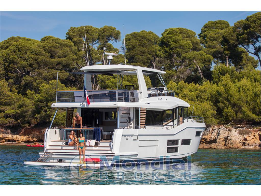 Beneteau Grand trawler 62