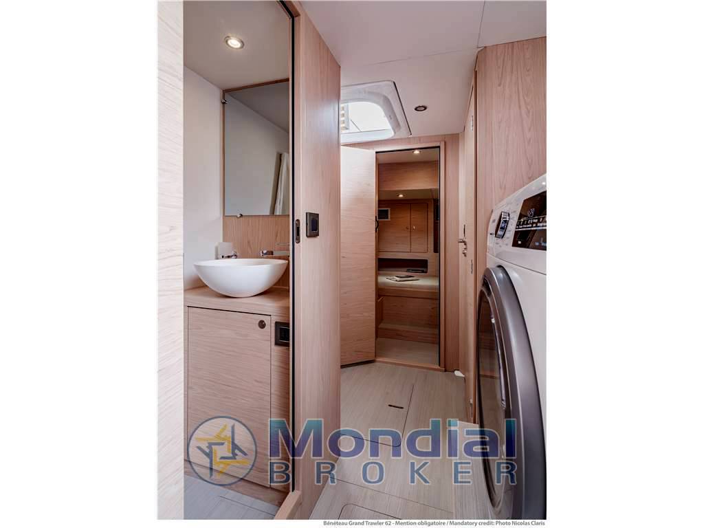 Beneteau Grand trawler 62