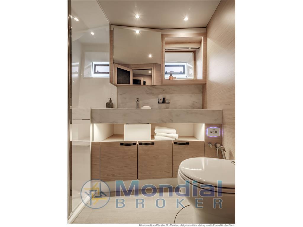 Beneteau Grand trawler 62