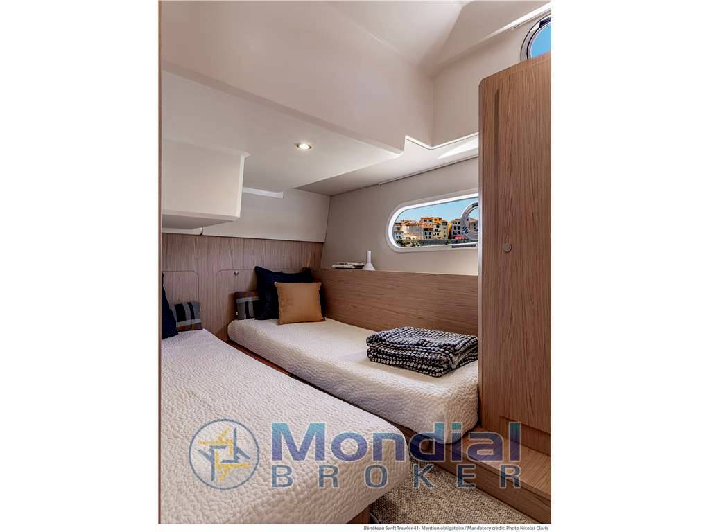 Beneteau Swift trawler 41 fly