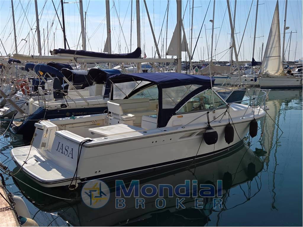 Tiara yacht internayional Tiara 2900 coronet