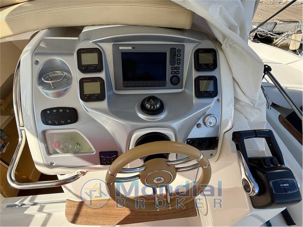 Beneteau Flyer 850