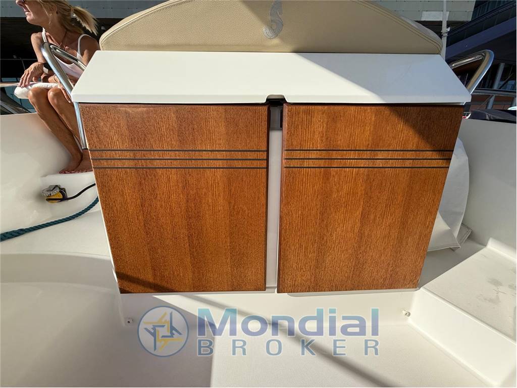 Beneteau Flyer 850
