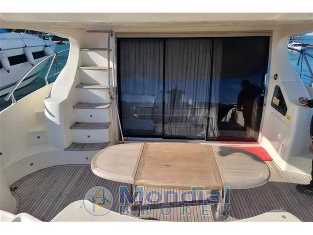 Azimut Az 62 fly evolution