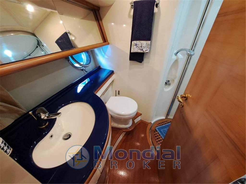 Azimut Az 62 fly evolution