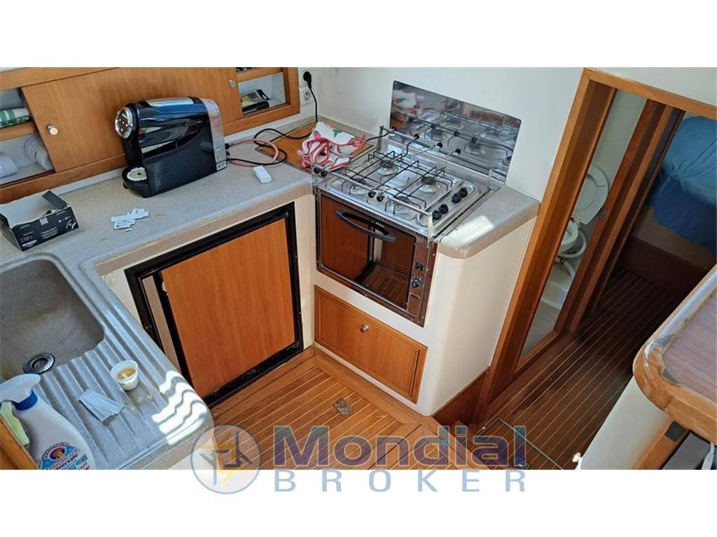 Riviera 36 hard top