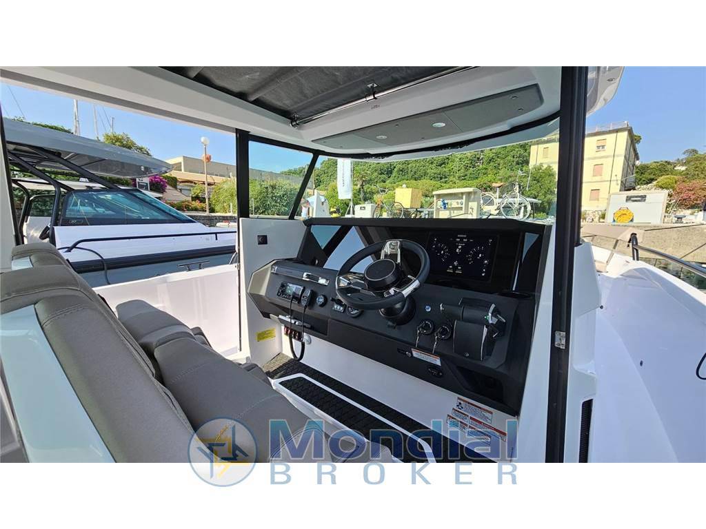 Axopar boats oy 29 xc cross cabin