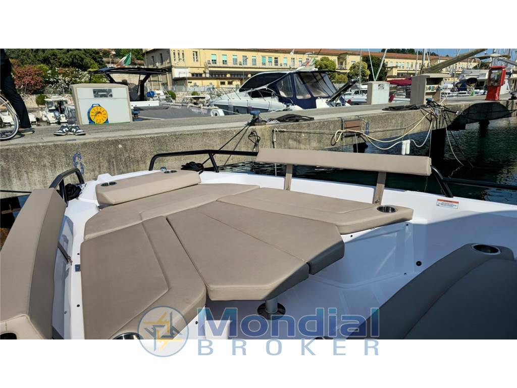 Axopar boats oy 29 xc cross cabin
