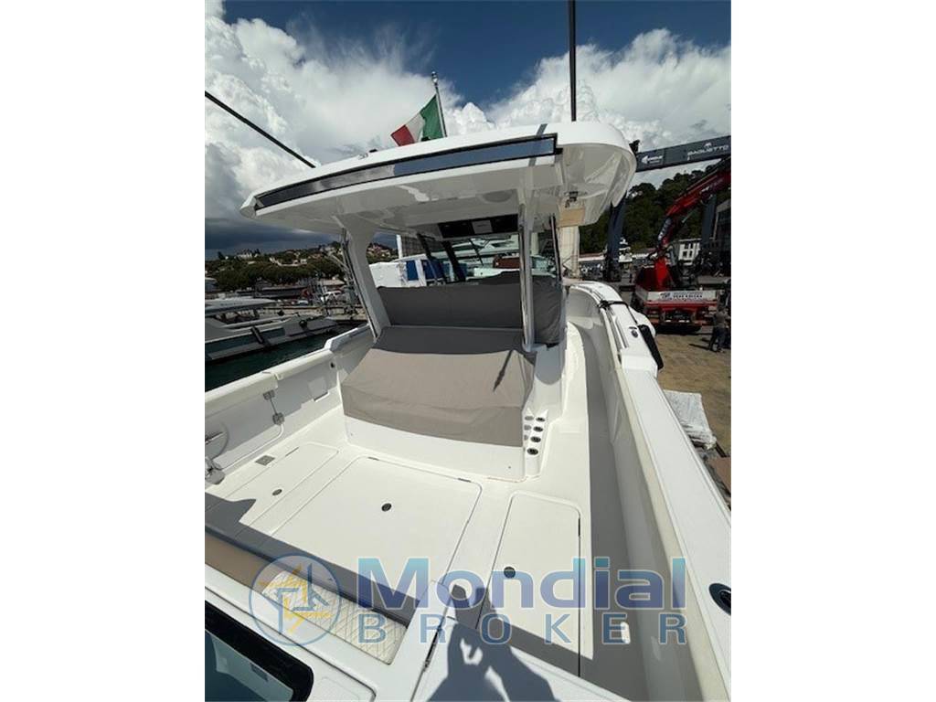 Bertram yacht 39 cc