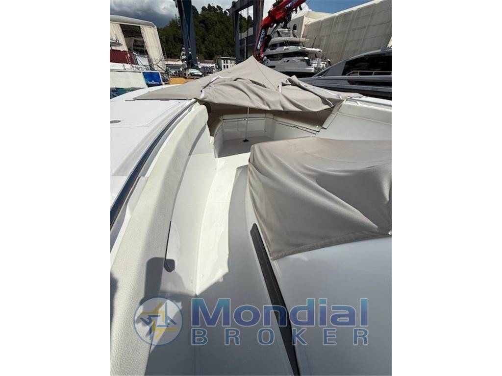 Bertram yacht 39 cc
