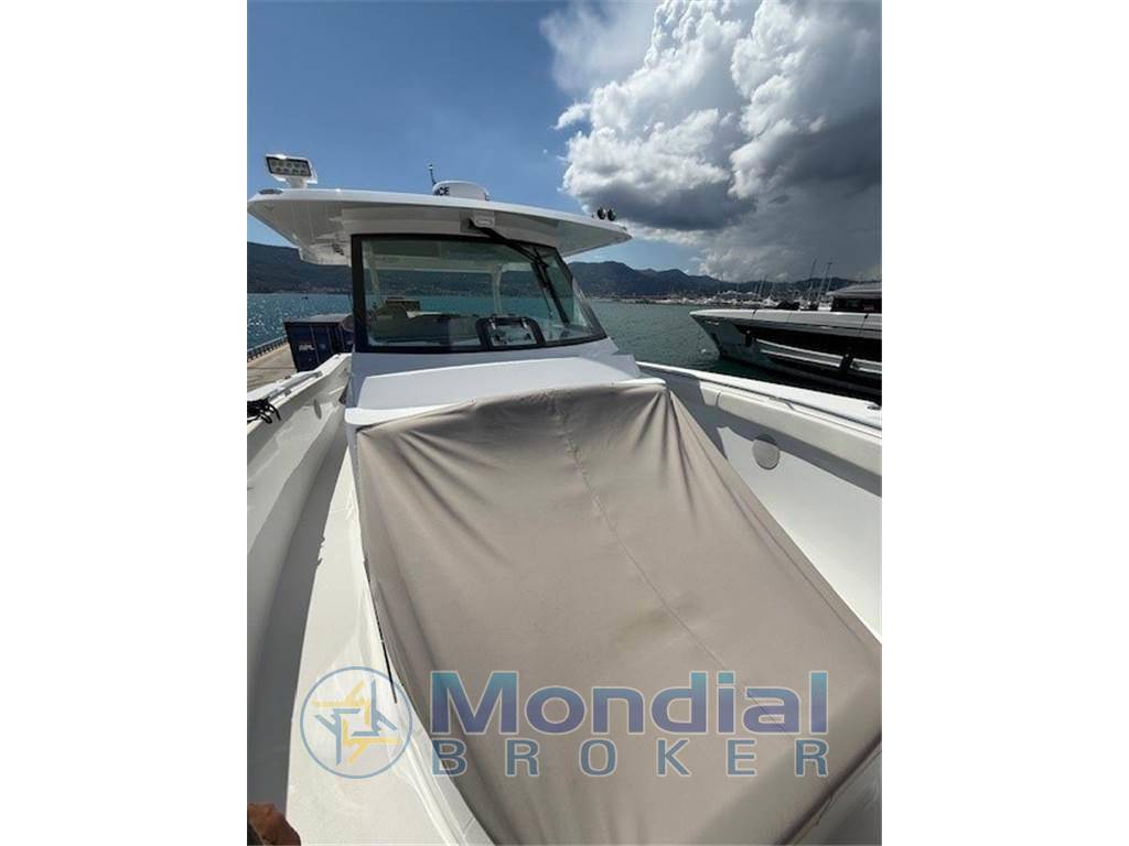 Bertram yacht 39 cc