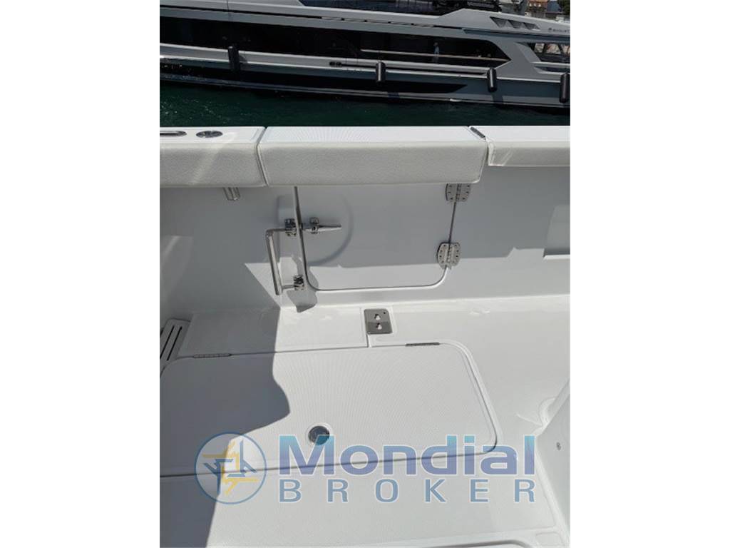Bertram yacht 39 cc